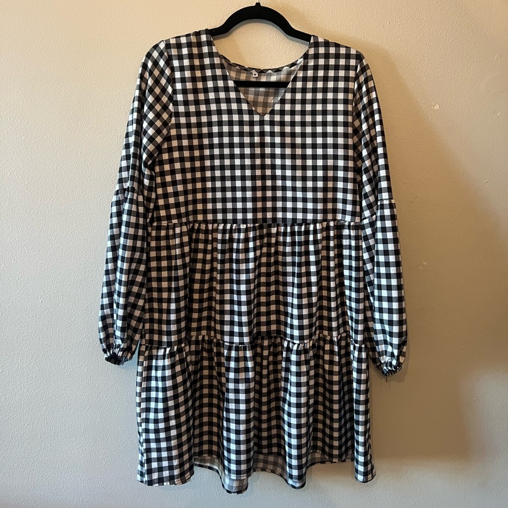 Long Sleeve Printed Shift Dress
